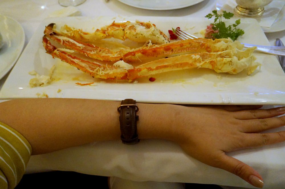 高雄約會餐廳推薦●漢來飯店龍蝦酒殿，海鮮控必吃的超狂巨蟹腿！