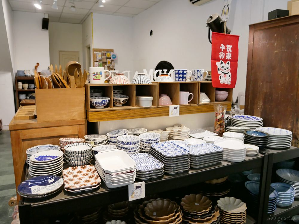 高雄買餐具推薦 | 坐坐，日本碗盤、食器專賣店，小心挑到選擇障礙大發作！