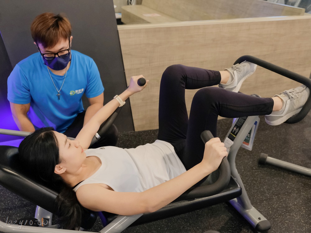 台南健身房推薦 | 深呼吸運動會館安平旗艦館，一對一私人教練課