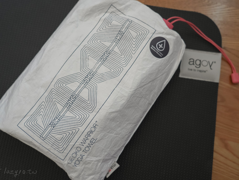 瑜珈鋪巾推薦 | 英國品牌agoy，乾濕雙止滑的壁虎鋪巾開箱評價