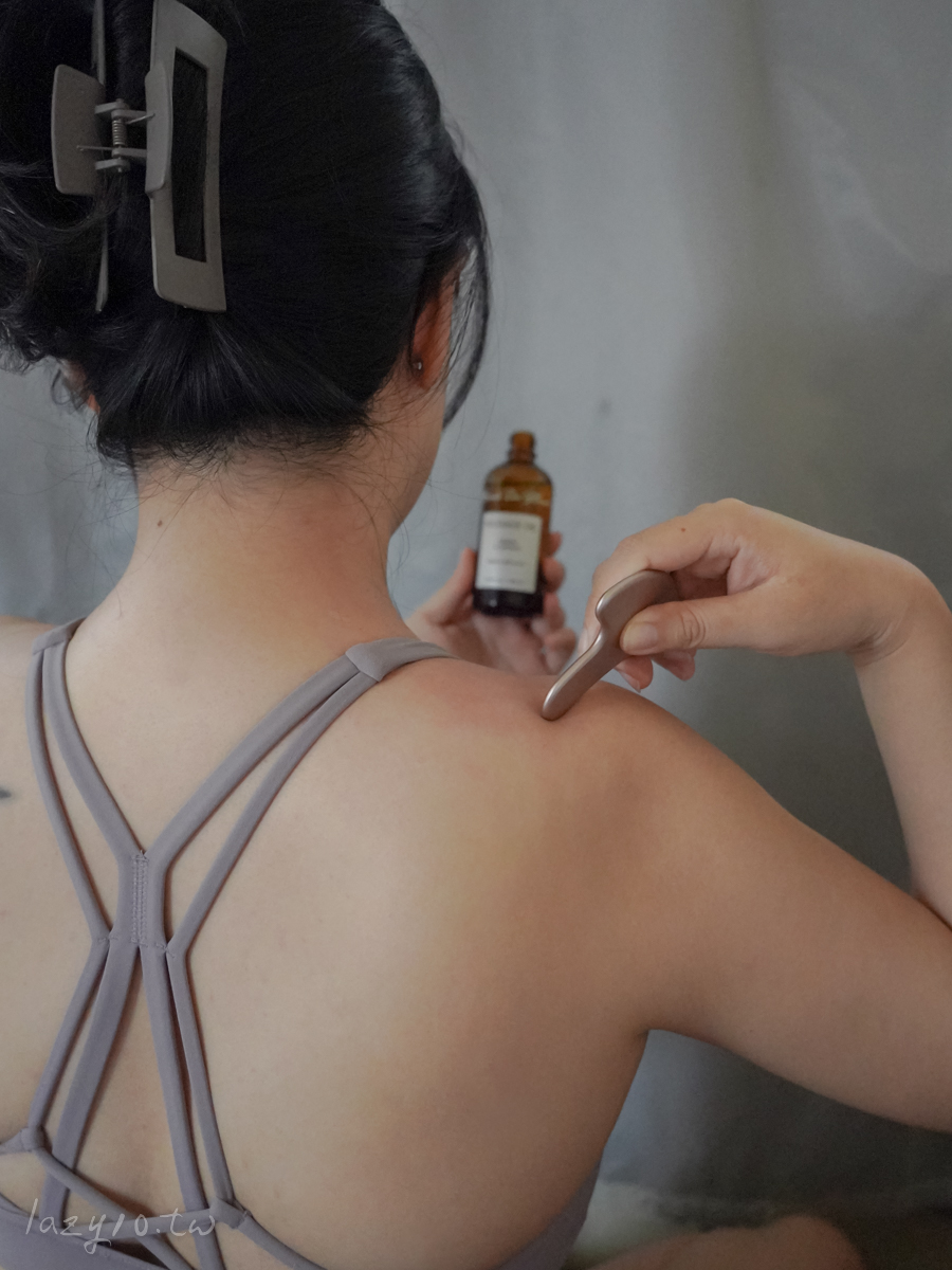 身體按摩油推薦 | 每天10分鐘,保養、放鬆、雕塑一次滿足!(蕊蕾的花園) 身體按摩油推薦 | 每天10分鐘,保養、放鬆、雕塑一次滿足!(蕊蕾的花園)