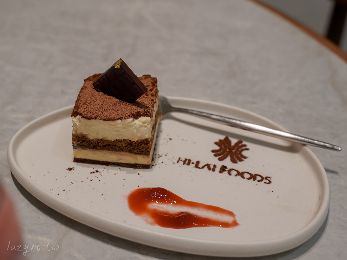 高雄咖啡廳推薦｜漢神巨蛋全日咖啡廳HI-LAI CAFE，全新改裝，回訪率爆棚！